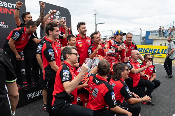 MotoGP Barcellona: Ducati vicina al titolo costruttore, mentre Marquez insegue Dovizioso
