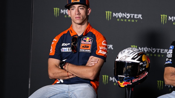 GP Barcellona, Acosta: “Marquez iridato? Come Jordan quando è tornato in NBA dopo il baseball”