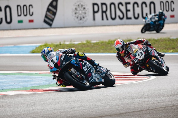 SBK, Petrucci: “Toprak mi ha consigliato di andare in BMW”