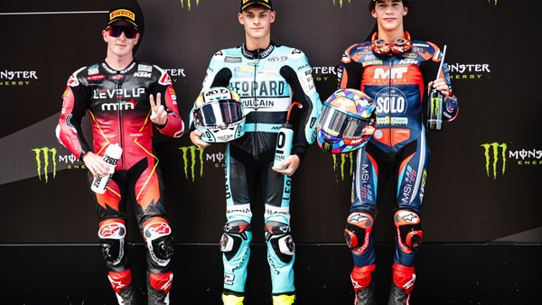 Moto3, Almansa festeggia a Barcellona la prima pole position. Ottavo Pini