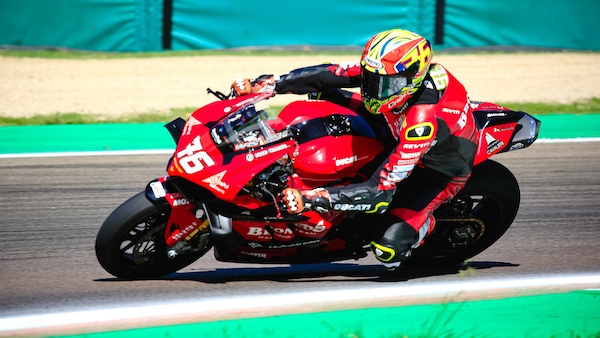 CIV, Imola: Cavalieri profeta in patria! A lui Gara 1 SBK, Delbianco secondo