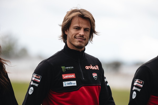 SBK Magny Cours, Bulega: “Il mio 100% non basta più per battere Toprak e BMW”