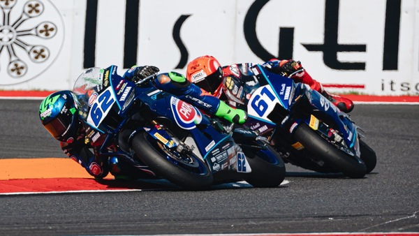 SSP Magny-Cours, prova di forza di Manzi: recupera sul finale e vince Gara 2