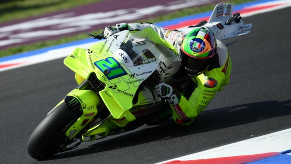 MotoGP Misano: attende, cade e comanda: Morbidelli e VR46 in vetta