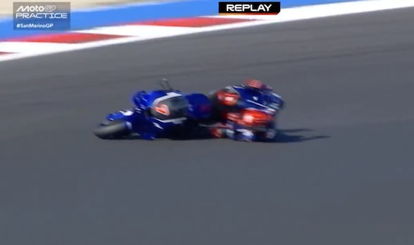 MotoGP Misano, Augusto Fernandez a terra: la prima caduta della Yamaha con il V4