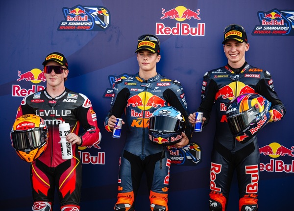 Moto3 Misano: seconda pole position in carriera per Perrone, 25 millesimi su Kelso