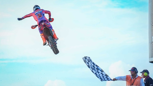 MXGP di Cina: successo 112 di Herlings, crolla Coenen, Febvre a un passo dal titolo