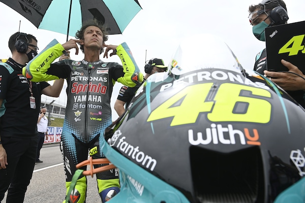 MotoGP, Lorenzo: “Rossi ha vinto più duelli contro di me che contro Márquez”