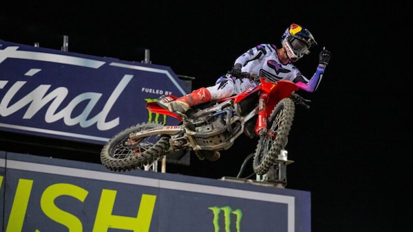 SMX450: Jett Lawrence ancora Re a Las Vegas