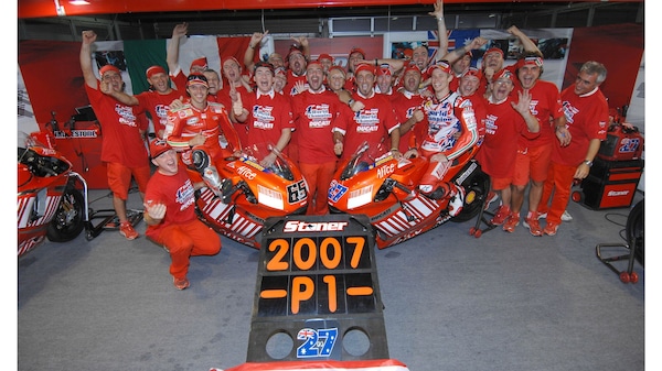 MotoGP: 18 anni fa a Motegi il primo titolo iridato di Ducati e Casey Stoner