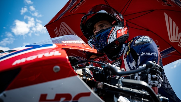 SBK, da Honda a Yamaha: Xavi Vierge verso la R1 ufficiale nel 2026