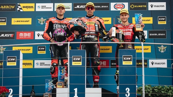 CIV SBK, Mugello: Pirro dominatore in Gara 1, Delbianco out!