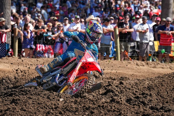 Nazioni: Jett Lawrence vince gara 1, USA in testa