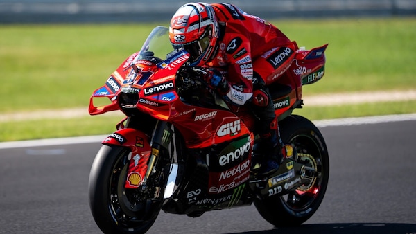 Marquez infortunato, Pirro sulla Ducati di Marc nella MotoGP di Phillip Island