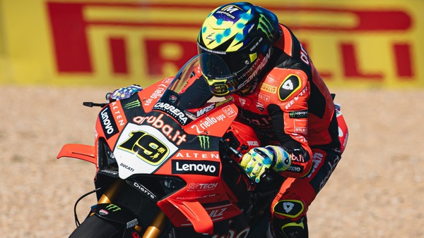 SBK, Bautista: “Senza zavorra non starei con Toprak e Bulega, ma lotterei di più”