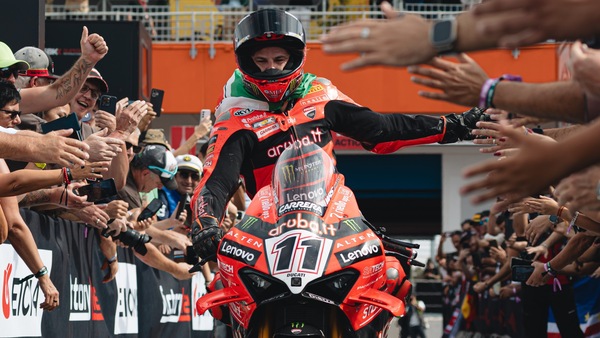 SBK Estoril, Bulega: “Non penso che gli altri ducatisti possano aiutarmi”