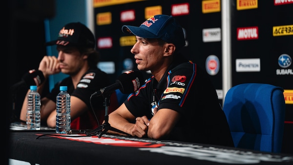 SBK, Toprak: “Bello lottare con Bulega, spero succeda anche in MotoGP in futuro”