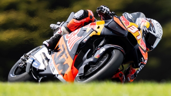 MotoGP, Acosta: "Difficile giocare con le Aprilia, ma è la prima volta che mi diverto a Phillip Island"