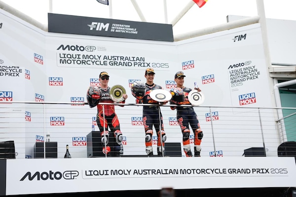 Moto3 Australia: inarrestabile Rueda firma la decima vittoria stagionale, 7° Lunetta