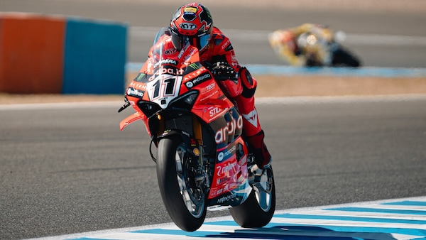 SBK Jerez: Bulega si prende anche Gara 2 ma non basta, Toprak è Campione del Mondo!