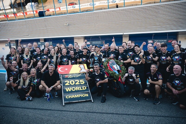 SBK, Blusch: “Toprak Campione e Valentino Rossi vincente: che weekend per BMW!"