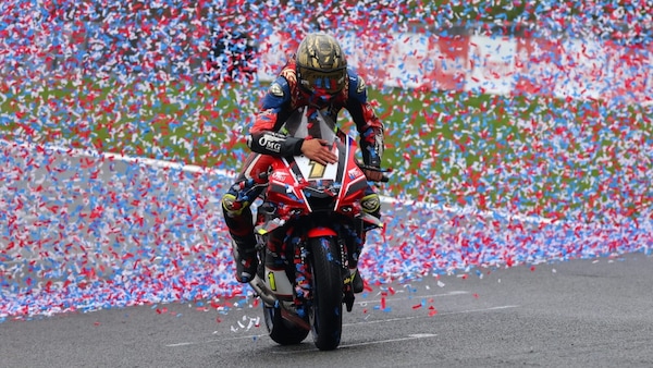 BSB Brands Hatch: Redding firma la doppietta, Ryde festeggia il secondo titolo