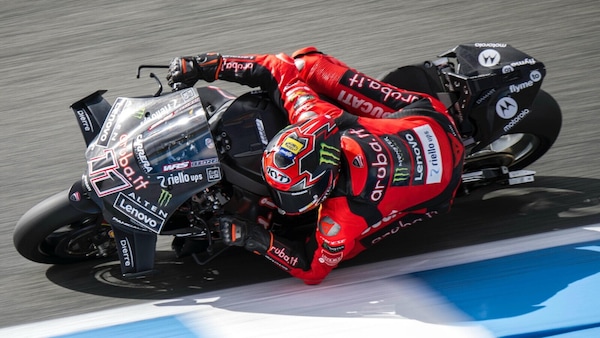 SBK test Jerez: Bulega si prende di forza anche il Day 2, Lecuona migliora