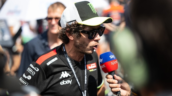 Valentino Rossi: “Convinto che Pecco tornerà a vincere. Bezzecchi stagione fantastica”