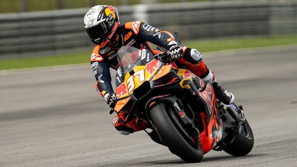 MotoGP, Acosta "old style": "Al box KTM ho detto, togliete il controllo di trazione, ci penso io"