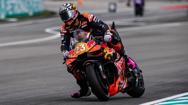 MotoGP: un'altra grande rimonta di Bastianini a Sepang, ma la qualifica...