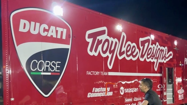 Supercross: Ducati con Troy Lee in Supercross e National