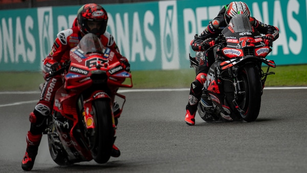 MotoGP Valencia, macché "testa ai test": sarà sfida vera al Ricardo Tormo