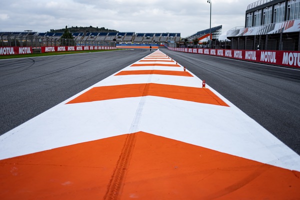 MotoGP LIVE, GP Valencia le prove libere in DIRETTA