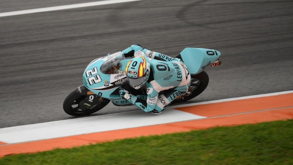 Moto3, Almansa da record a Valencia. Pini e Lunetta in Q2