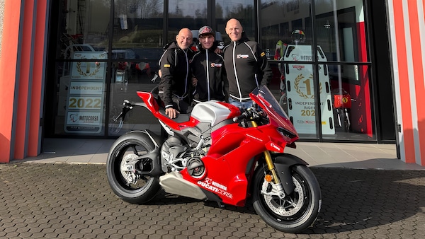 Alberto Surra approda in SBK: al via della prossima stagione con Motocorsa