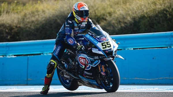 SBK Test, italiani a protagonisti di metà giornata: Locatelli in vetta, Manzi terzo