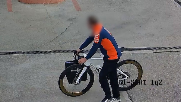 MotoGP: ritrovata la bici di Martín, rubata da un uomo vestito KTM