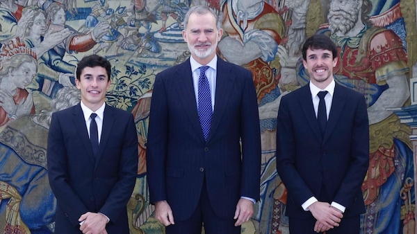 MotoGP, chiusura “reale”: Marc e Alex Marquez ricevuti dal Re di Spagna