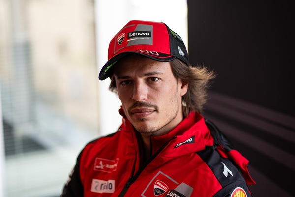 Superbike, Bulega non si sbilancia: “Non credo mi annoierò, la MotoGP è l'obiettivo per il 2027”