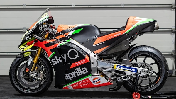 All'asta l'Aprilia RS-GP 2020 di Aleix Espargaro: tutte le foto