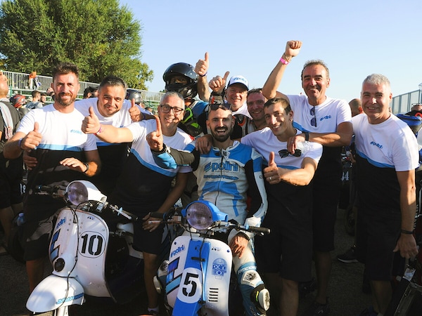 500 KM Pomposa scooter: Polini svela le parti speciali della Vespa campione