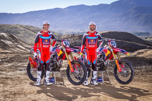 Supercross: la Ducati c'è!