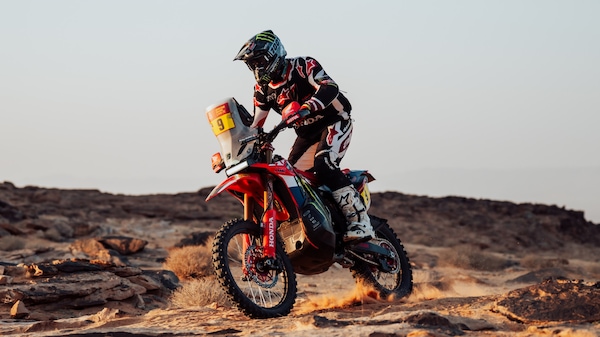 Dakar, Sanders penalizzato: Brabec eredita il successo della Tappa 6