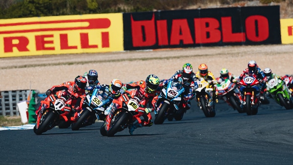 Non solo MotoGP: anche il Mondiale SBK resta su SKY