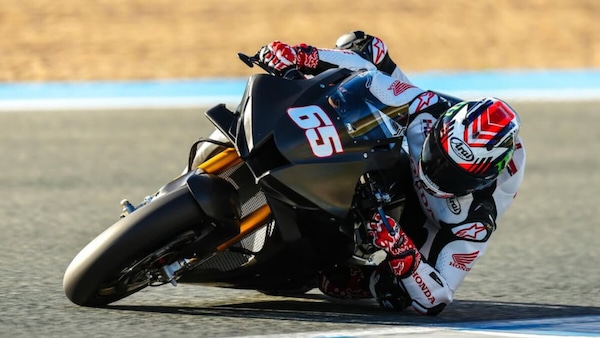 Superbike, le prime foto di Jonathan Rea sulla Honda