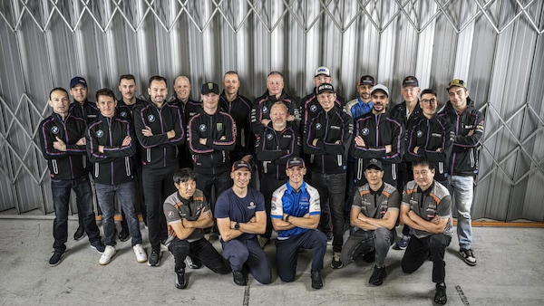 EWC: Sylvain Guintoli resta in BMW ma passa ai giapponesi di Autorace Ube