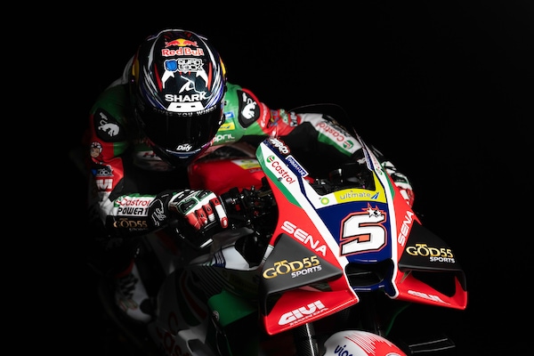 MotoGP: ecco tutte le foto di Johann Zarco con Castrol Honda LCR