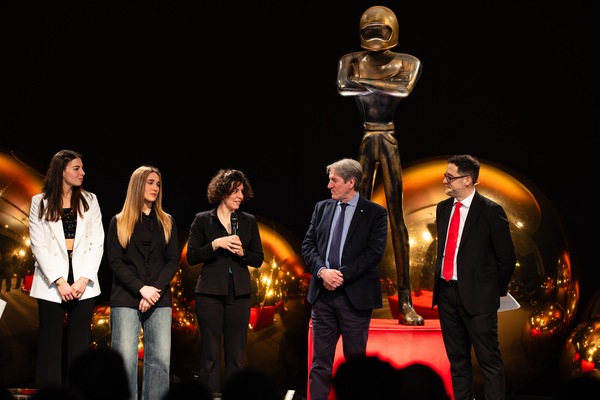 Caschi d'Oro 2025: tutte le foto