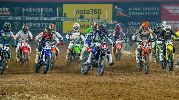 250SX Costa Ovest: a Seattle tutti contro Deegan