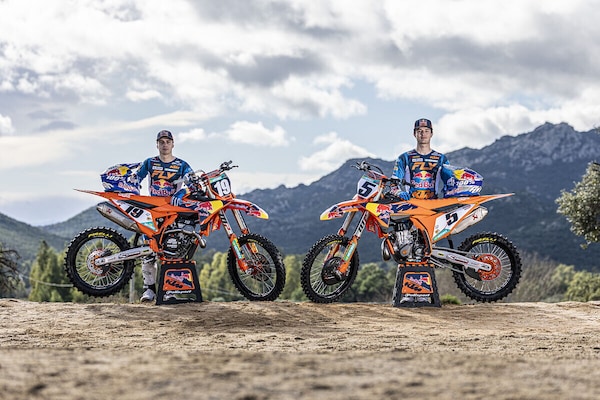 Motocross: i Coenen e KTM prolungano il loro accordo